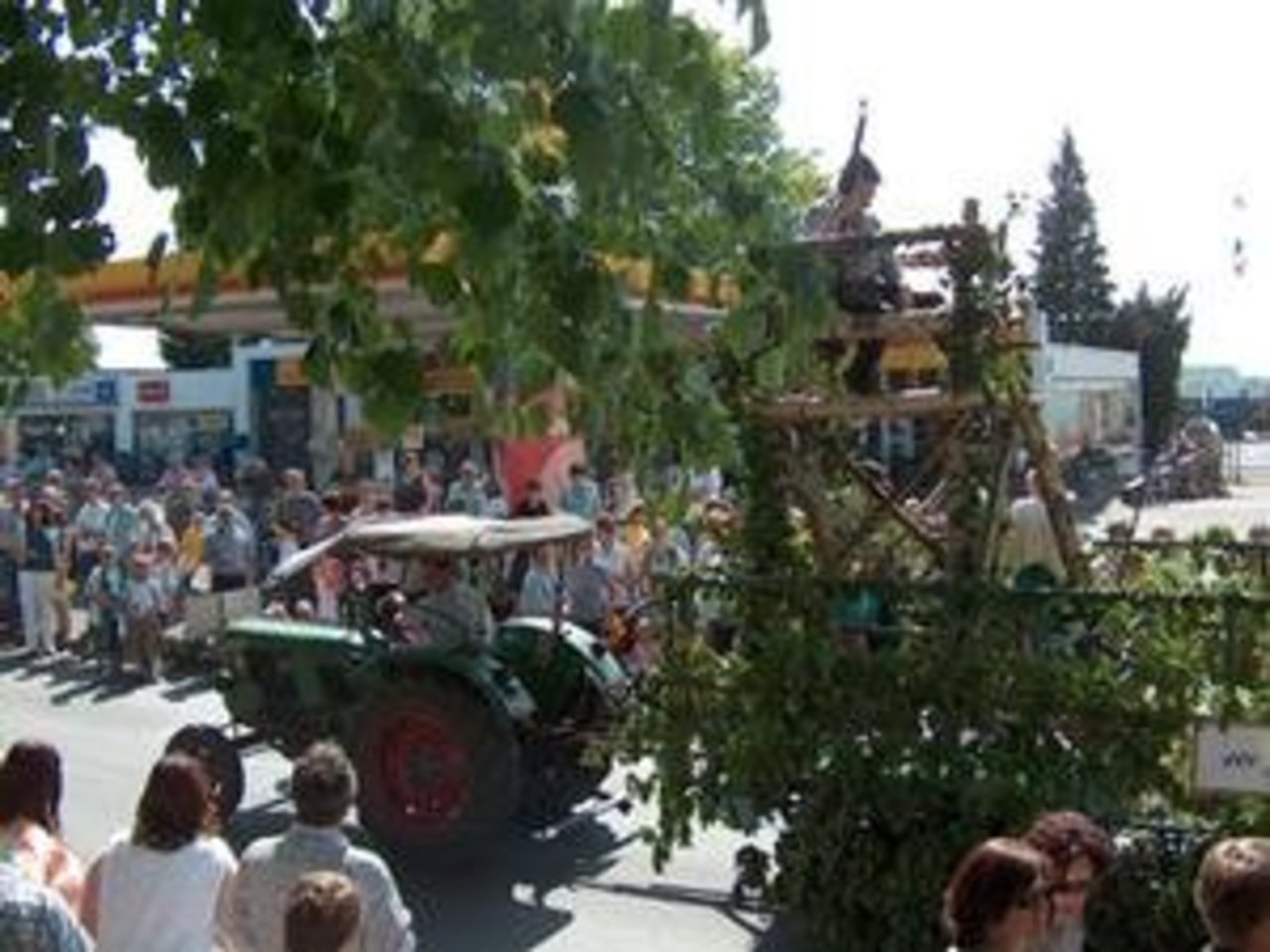 Bilder vom Umzug "100 Jahre Stadtrechte Lohne" Image 46