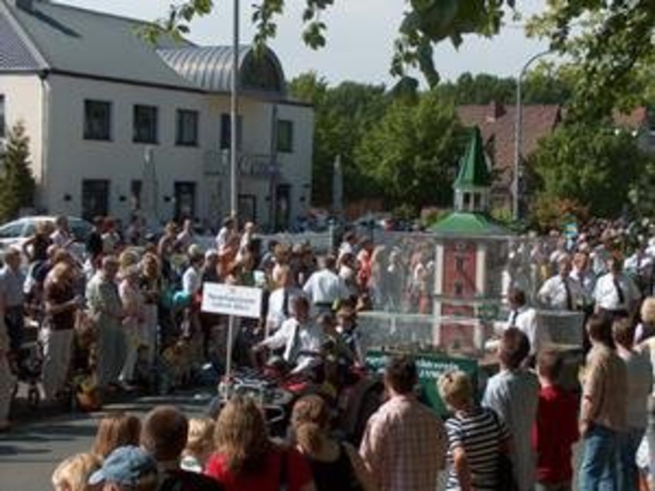 Bilder vom Umzug "100 Jahre Stadtrechte Lohne" Image 49