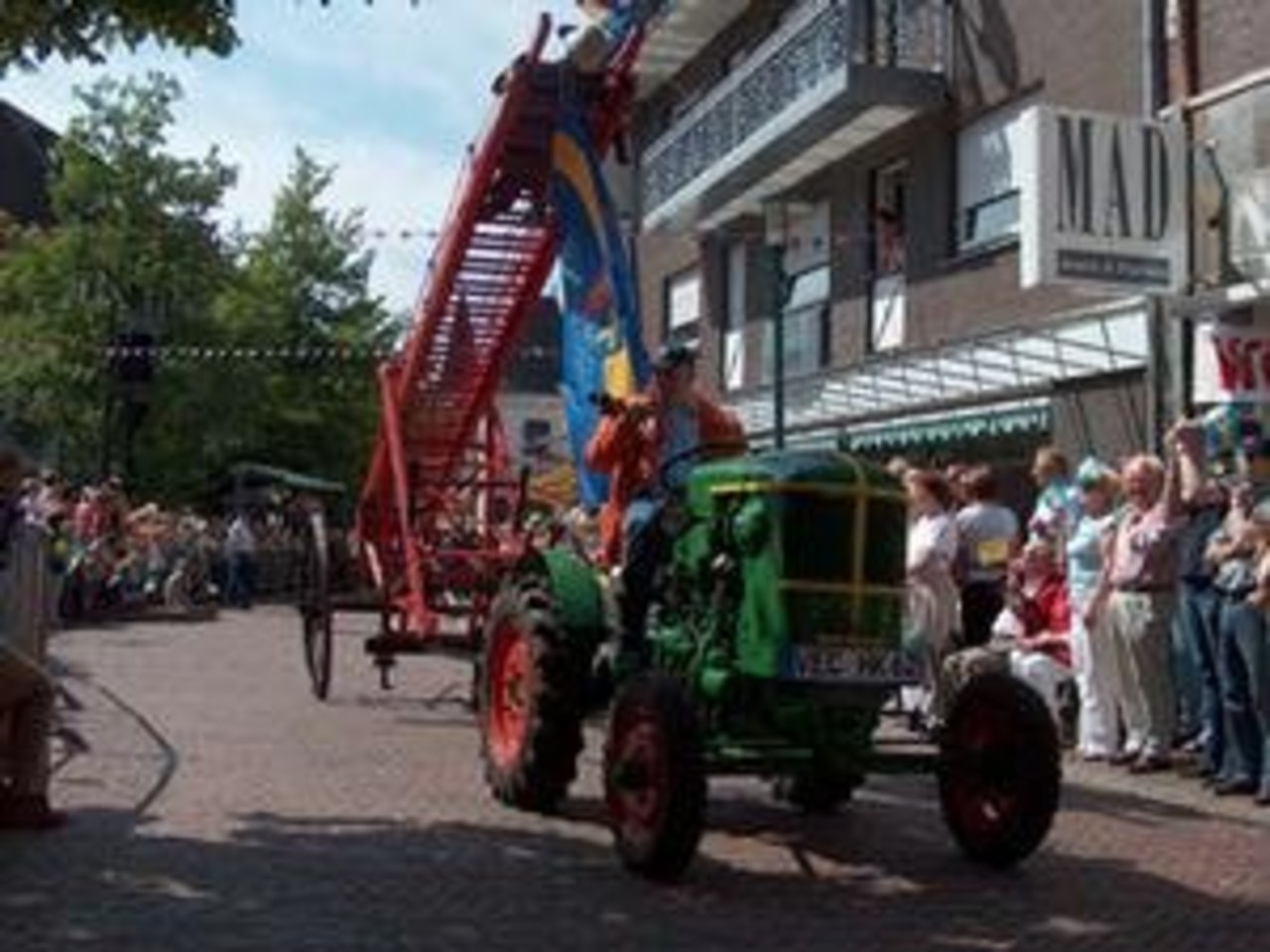 Bilder vom Umzug "100 Jahre Stadtrechte Lohne" Image 9