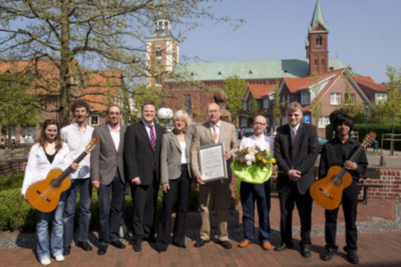 Hans Georg Niesel Ehrenmitglied der Musikschule Lohne Image 2