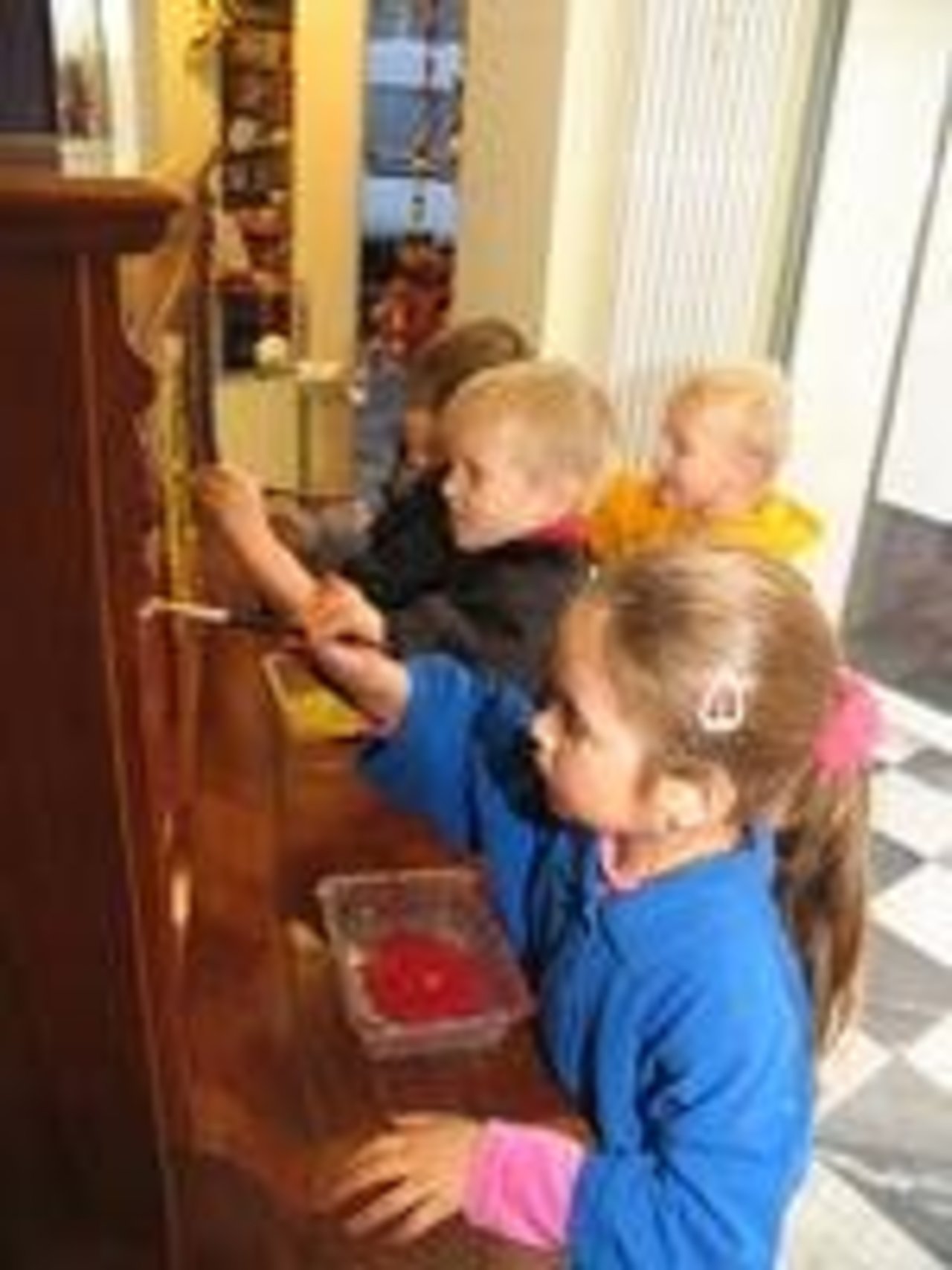 Märchenhafte Weihnacht 28.11.05: "Das besondere Klavier" Image 3