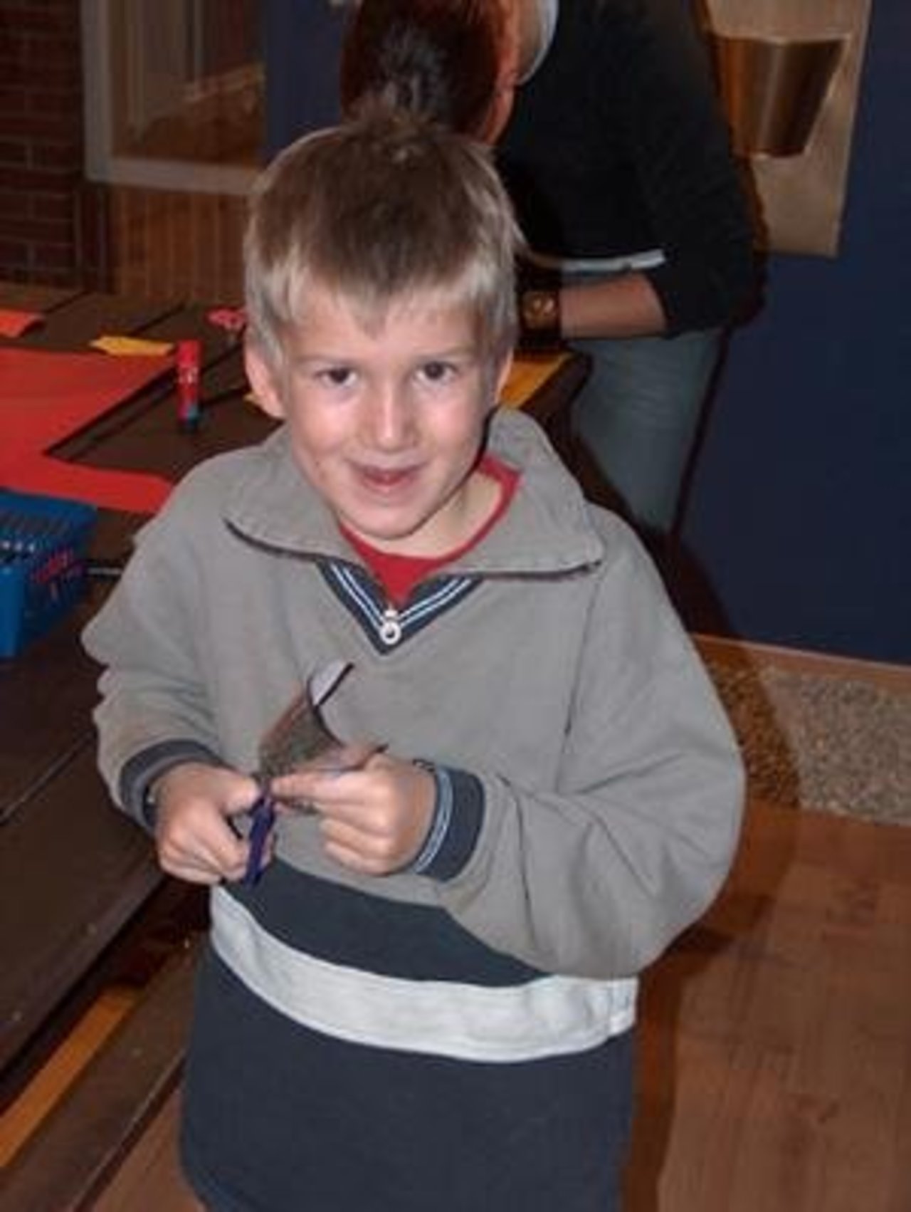 Märchenhafte Weihnacht 30.11.05: "Basteln & Spielen mit Zakk und Bob" Image 14