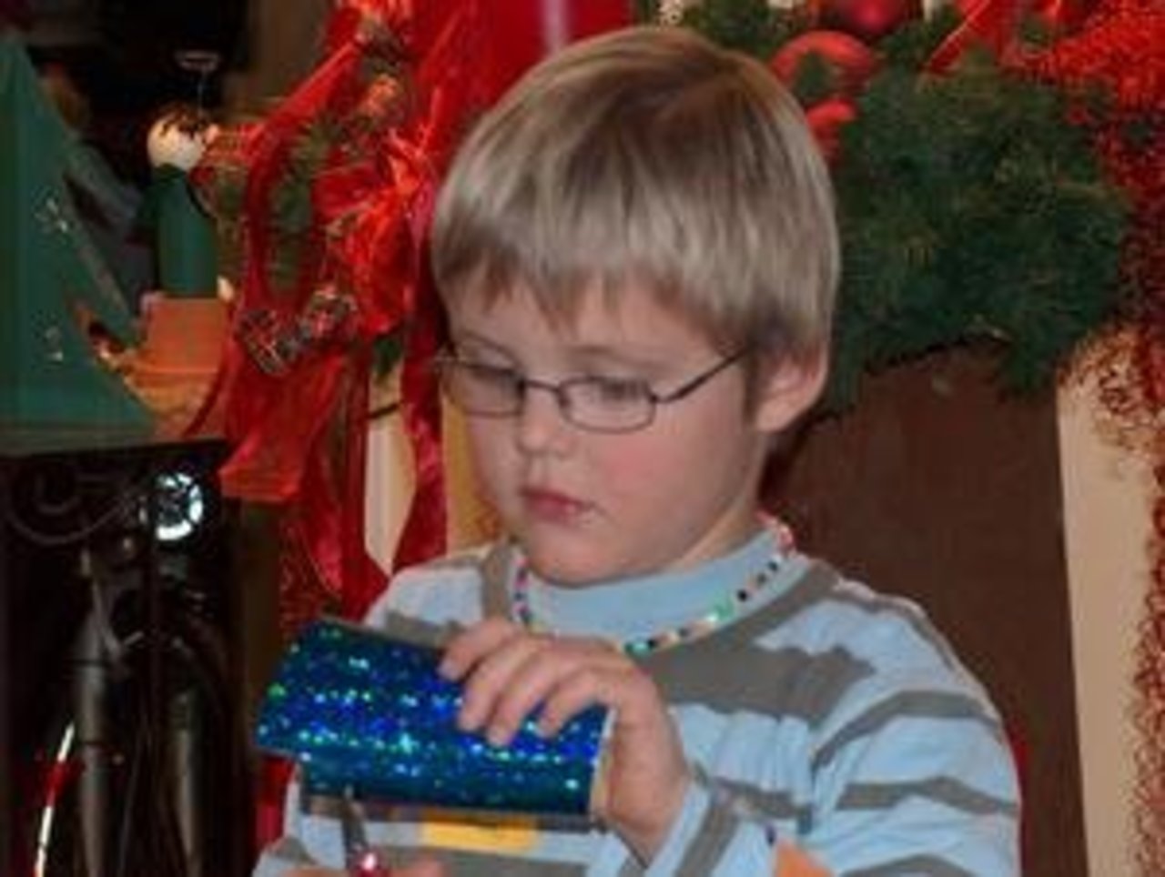 Märchenhafte Weihnacht 2.12.05: "Wir basteln Zauberkugeln" Image 15