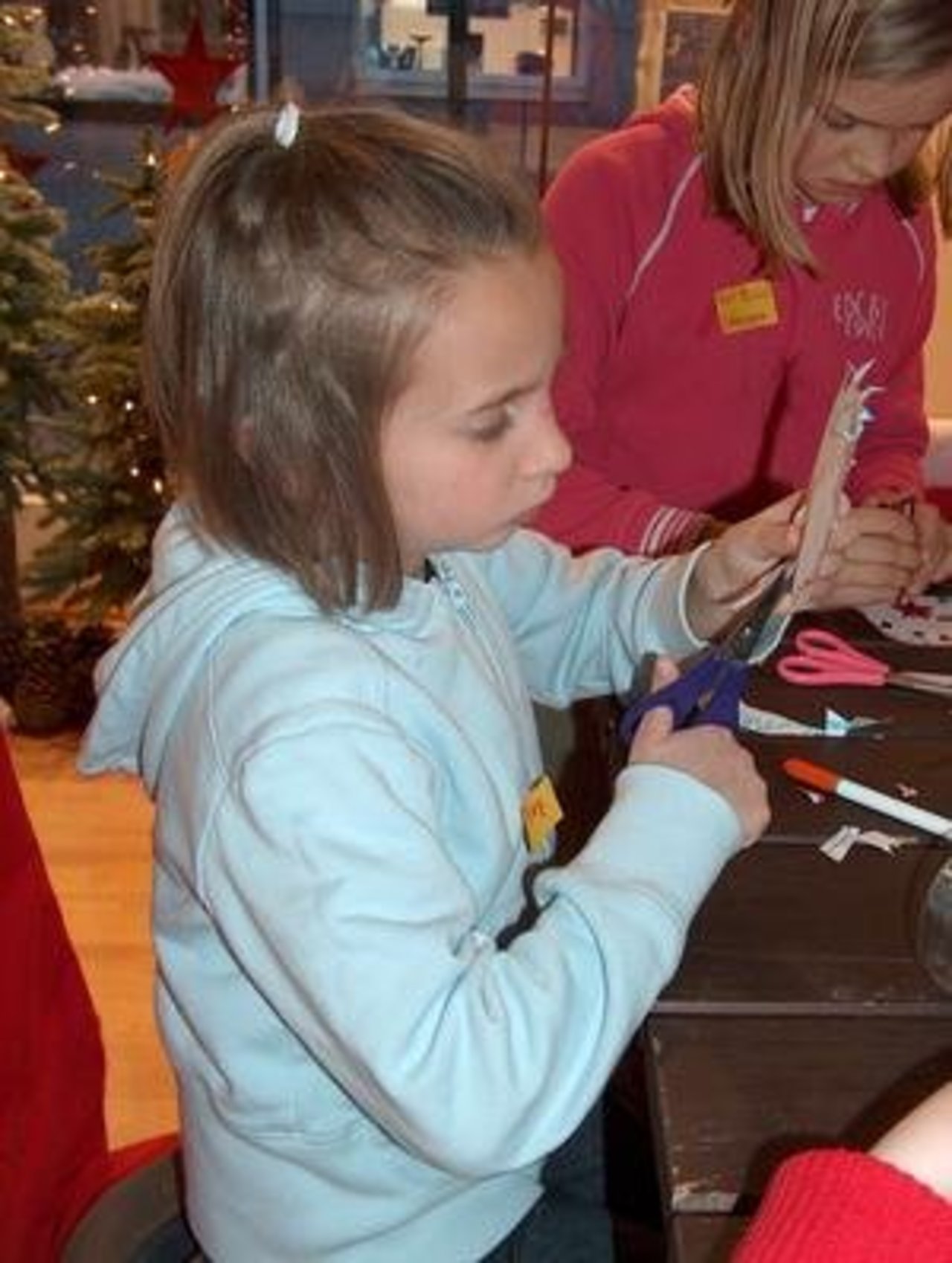 Märchenhafte Weihnacht 2.12.05: "Wir basteln Zauberkugeln" Image 7