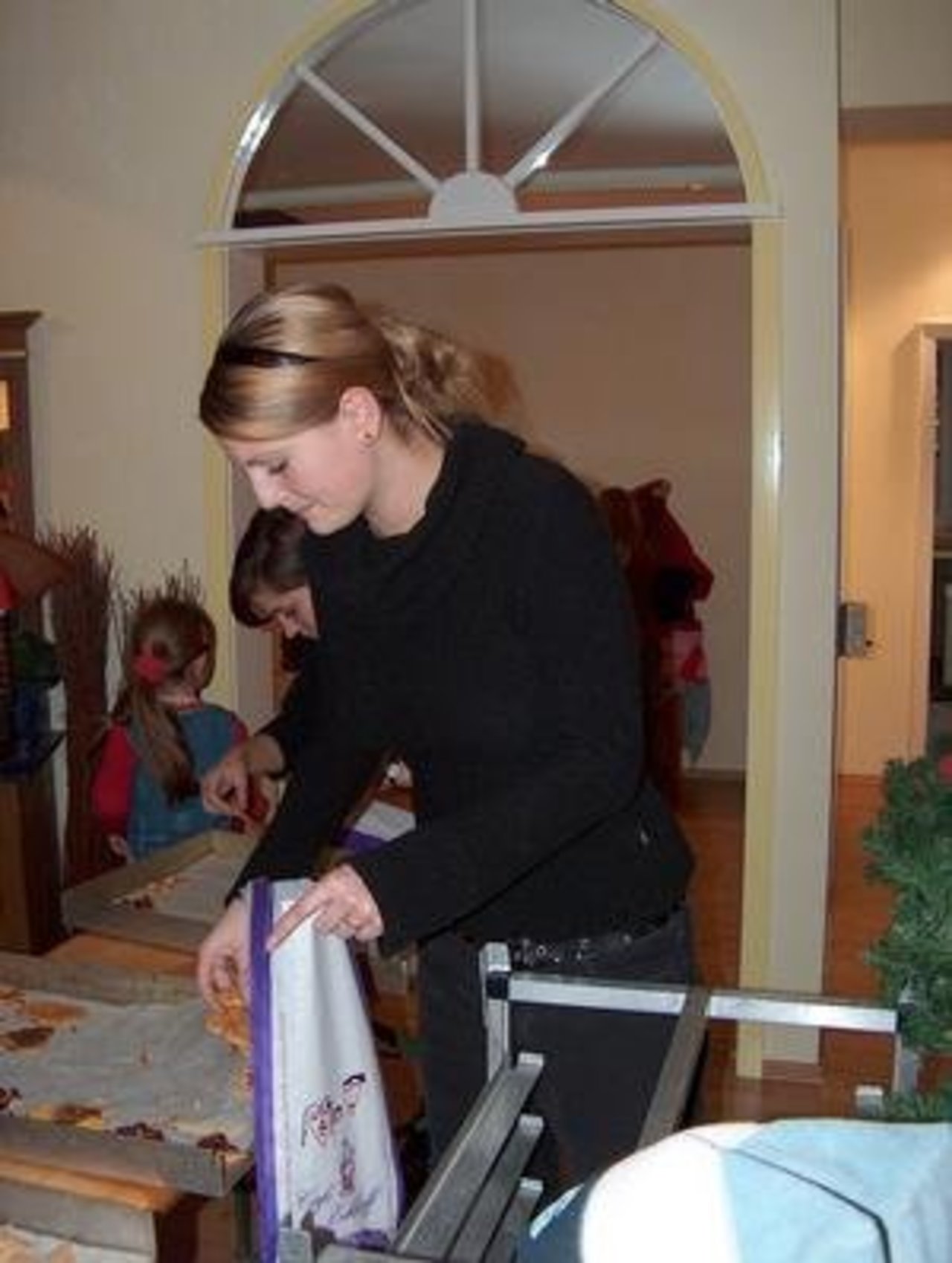 Märchenhafte Weihnacht 3.12.05: "Weihnachtsbäckerei" Image 13