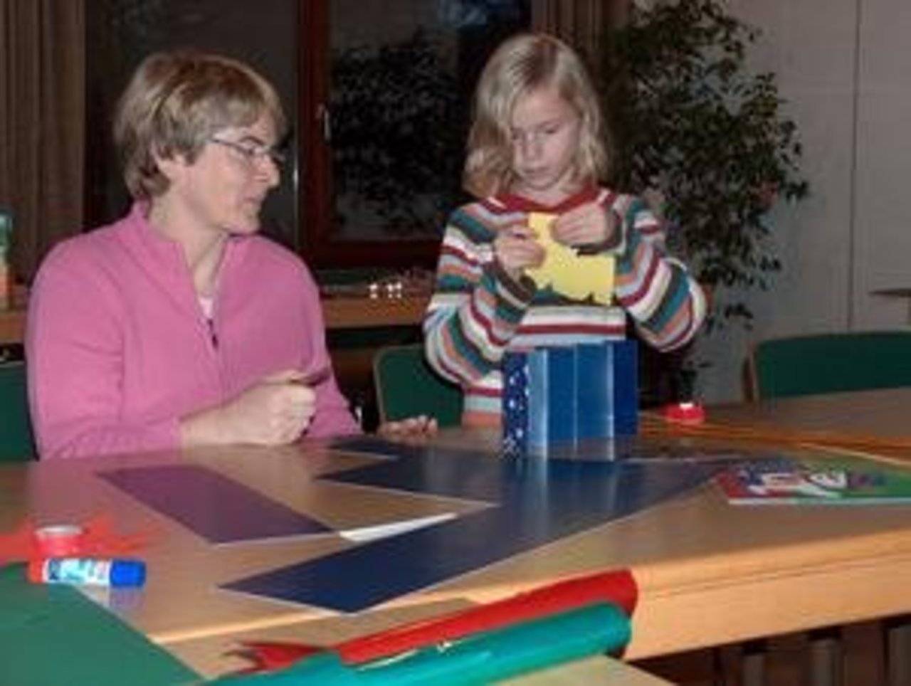 Märchenhafte Weihnacht 3.12.05: "Jung und Alt gemeinsam" Image 11