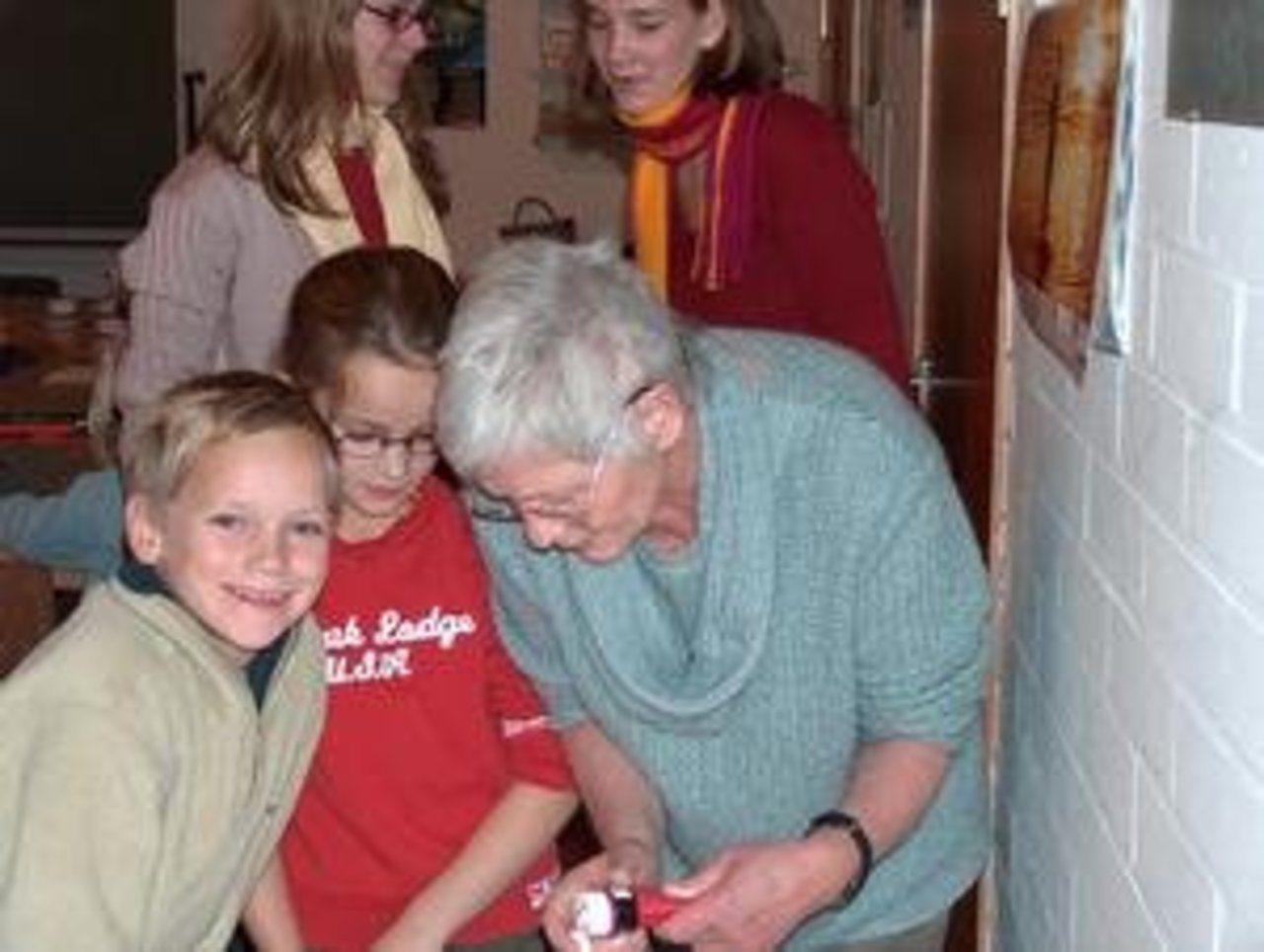 Märchenhafte Weihnacht 3.12.05: "Jung und Alt gemeinsam" Image 12