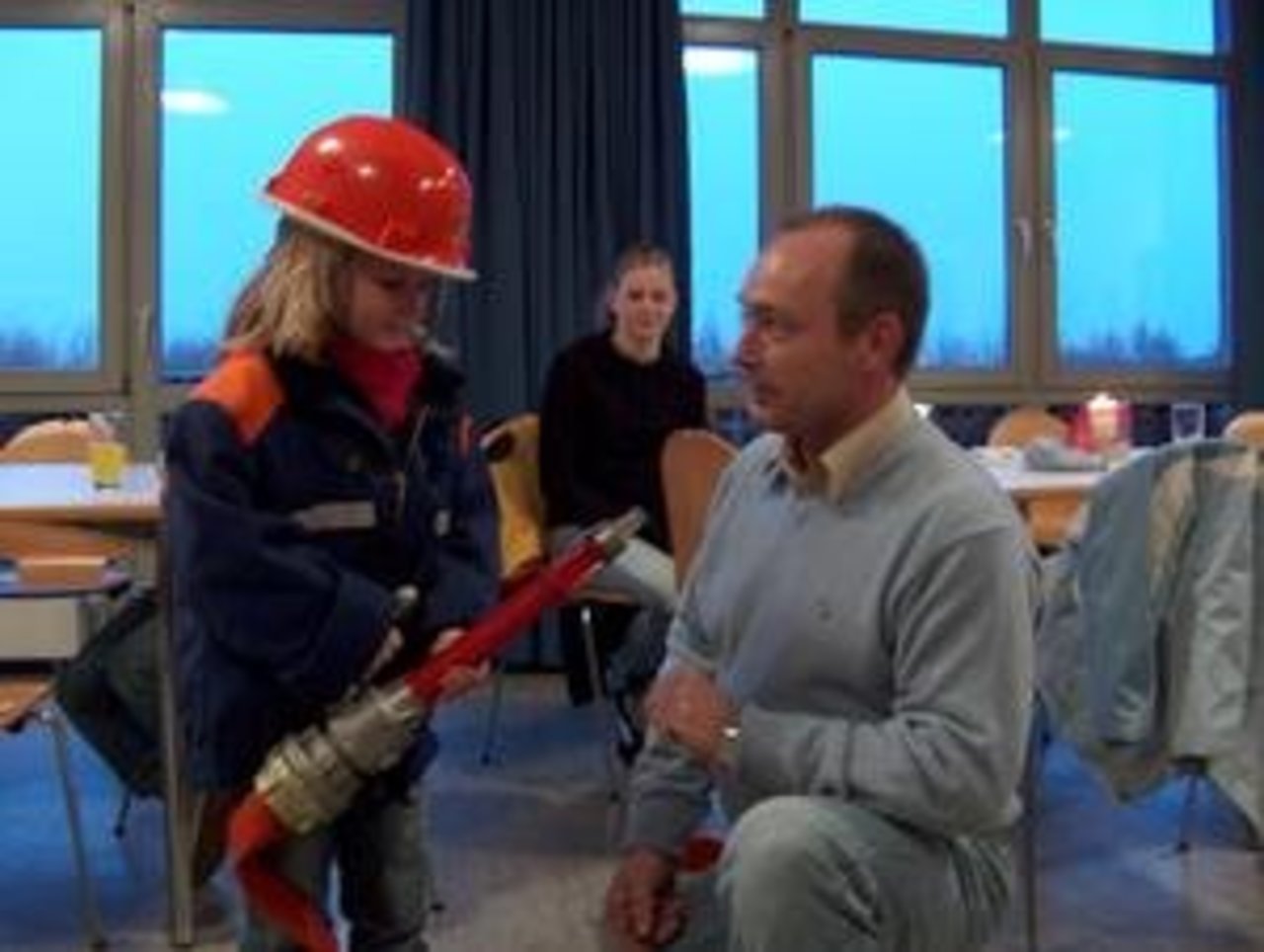 Märchenhafte Weihnacht 5.12.05: "Zu Gast bei der Feuerwehr" Image 16