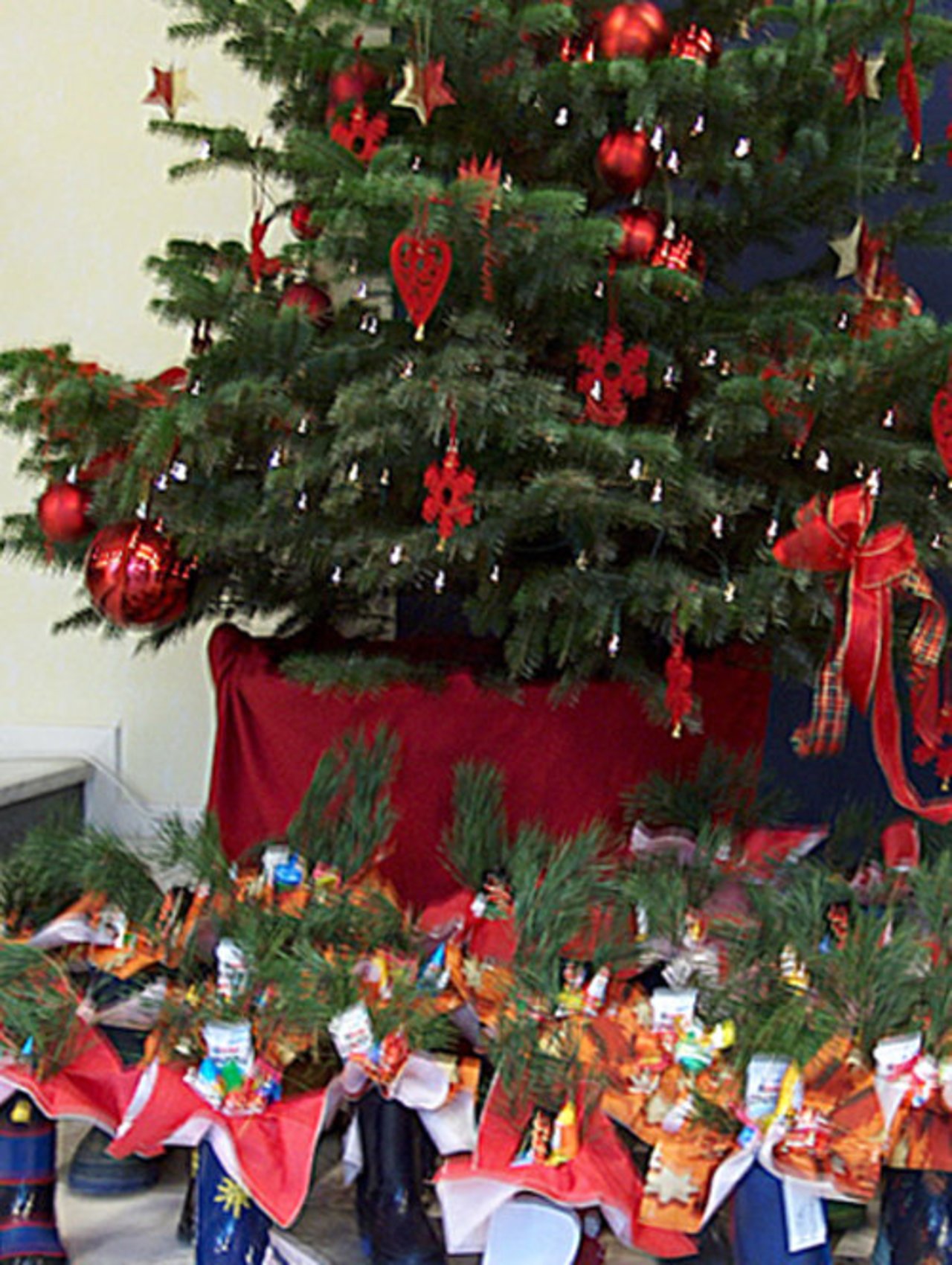 Märchenhafte Weihnacht 6.12.05: "Heute kommt der Nikolaus"