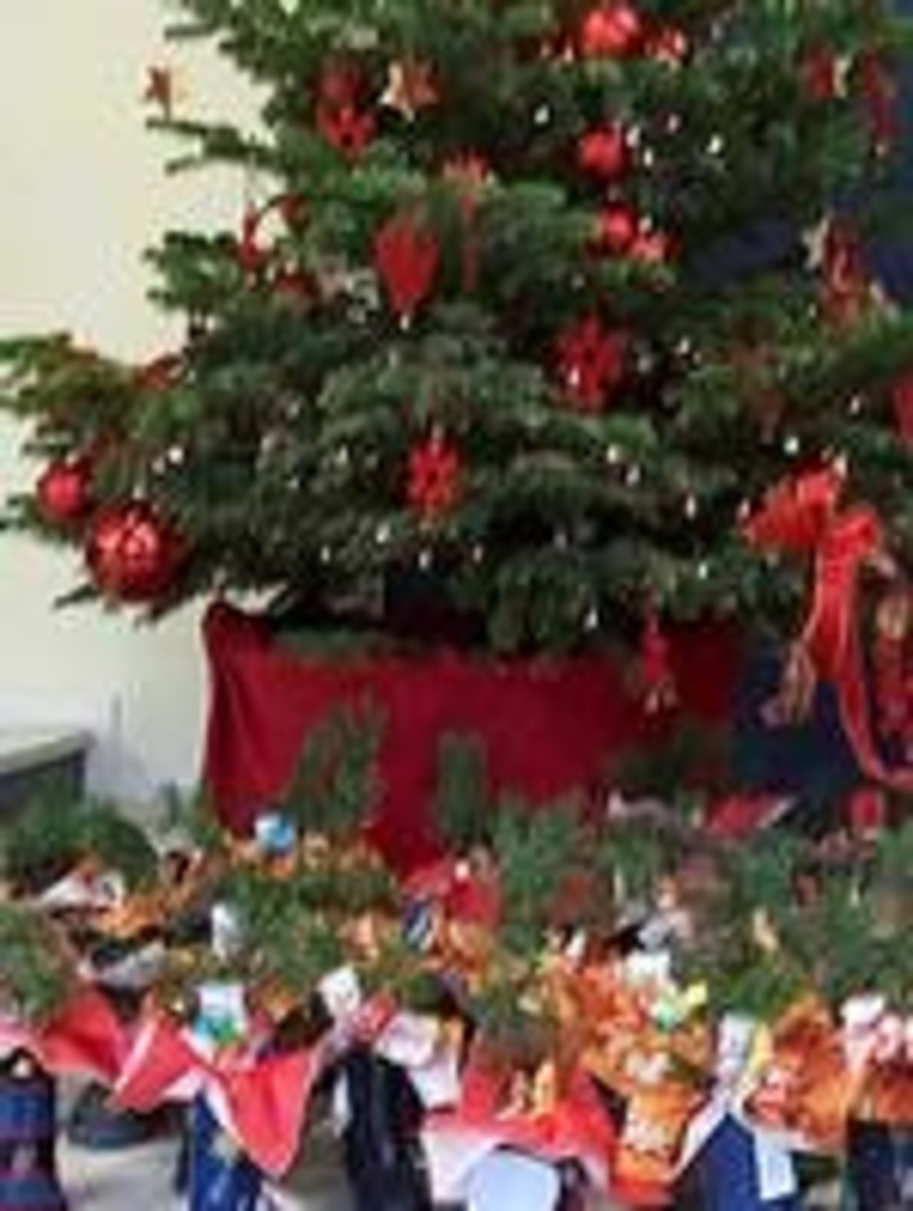 Märchenhafte Weihnacht 6.12.05: "Heute kommt der Nikolaus" Image 3