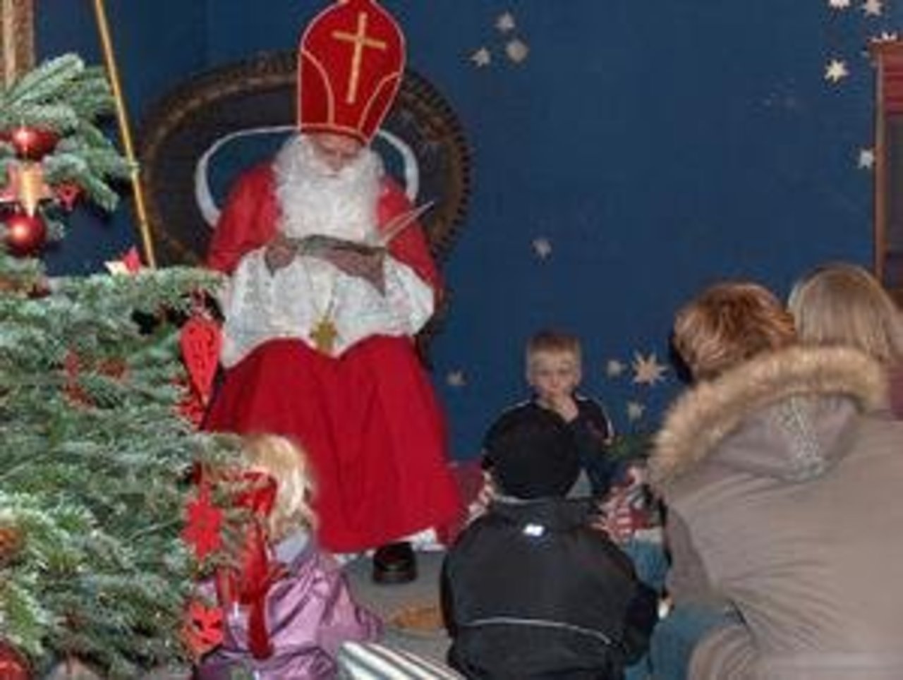 Märchenhafte Weihnacht 6.12.05: "Heute kommt der Nikolaus" Image 7