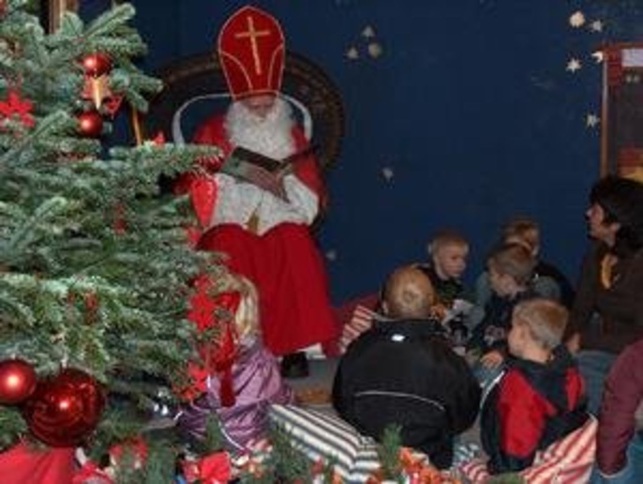 Märchenhafte Weihnacht 6.12.05: "Heute kommt der Nikolaus" Image 9