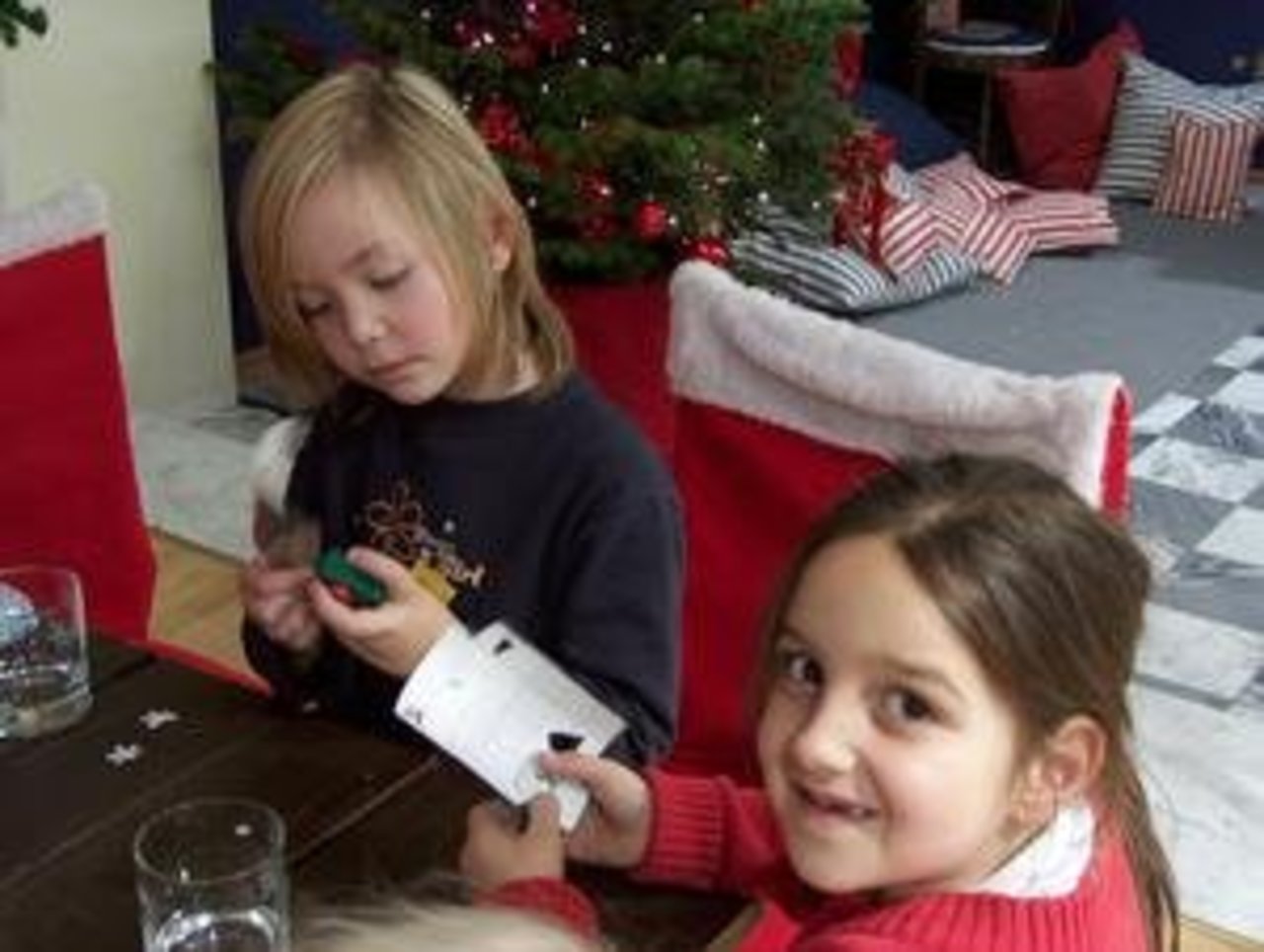 Märchenhafte Weihnacht8.12.05: "Ein Geschenk für Mama" Image 11